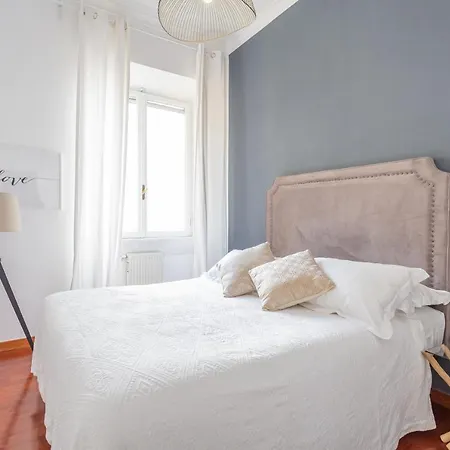 Daplace - Alma Apartman *