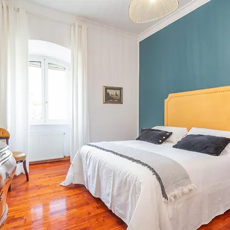 Daplace - Alma Apartment